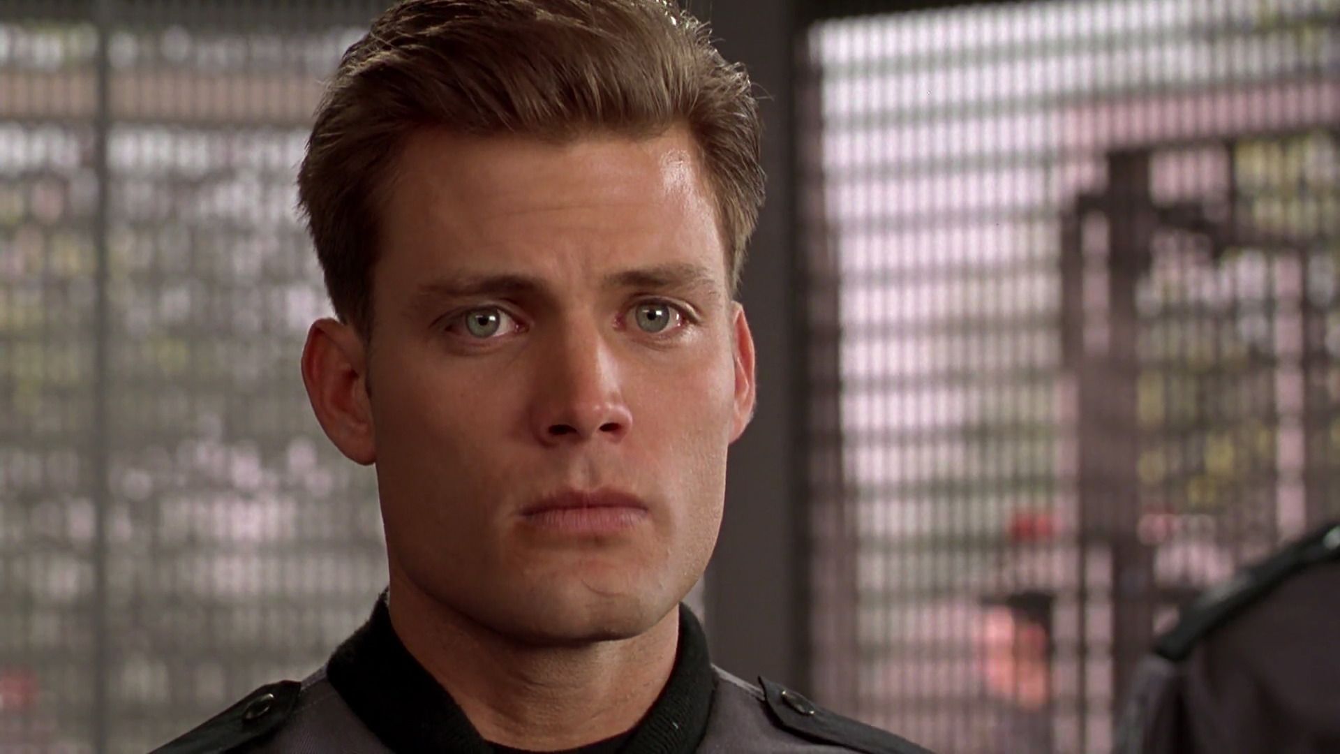 Neill Blomkamp Starship Troopers Reboot